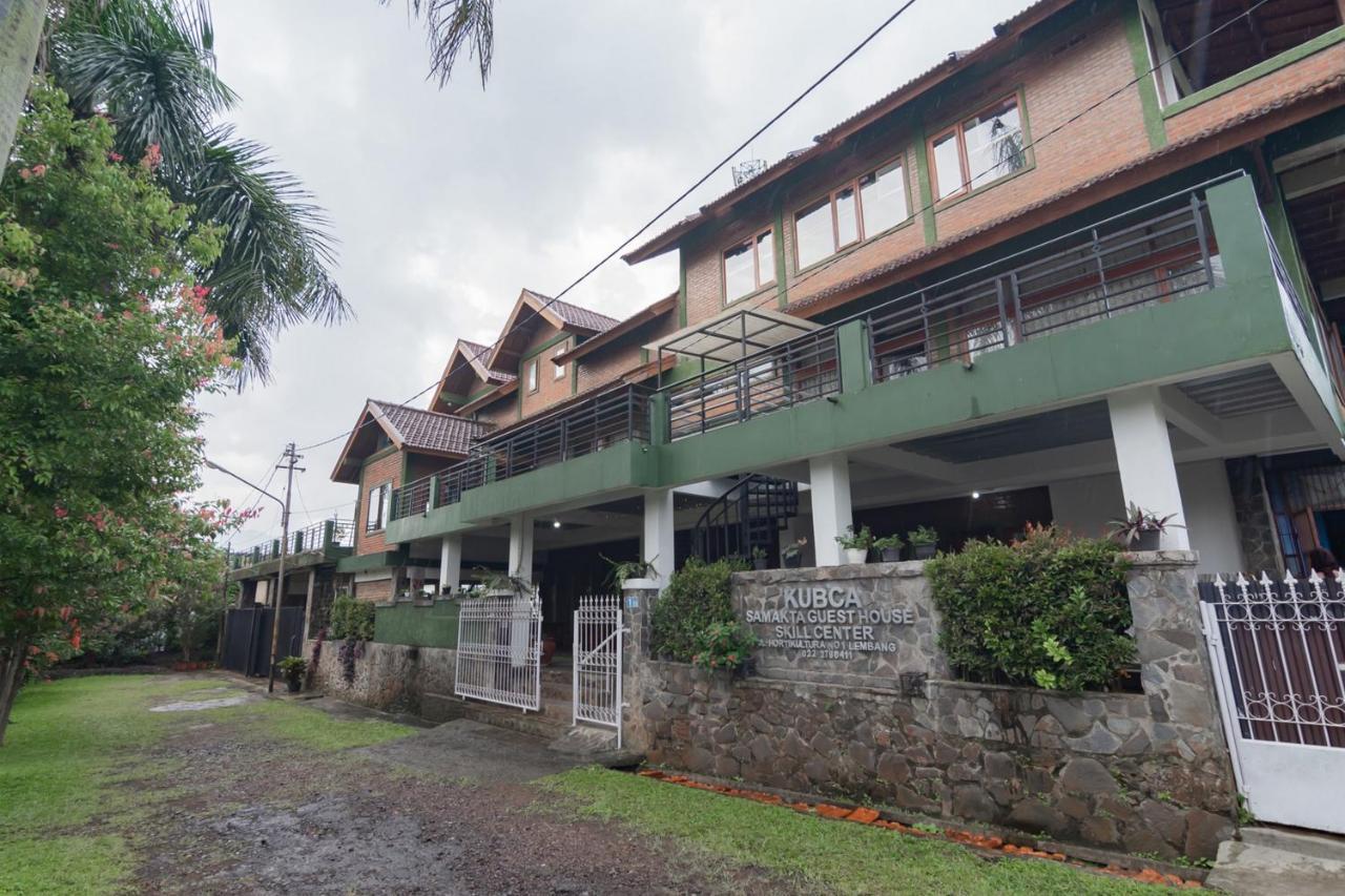 Samakta Guest House Lembang Exterior photo